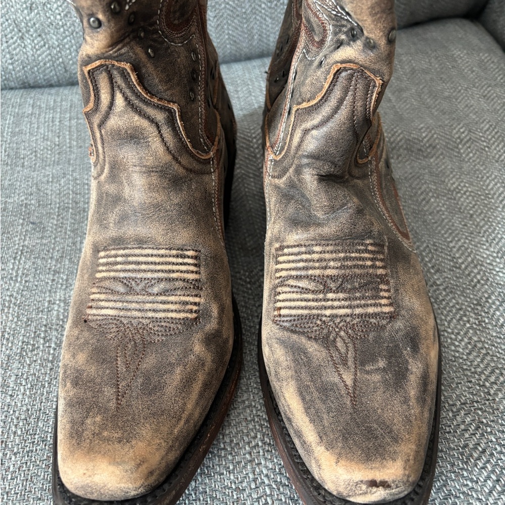 Caborca Brand Womans Distressed Boots Sz 7.5 - Picture 5 of 13